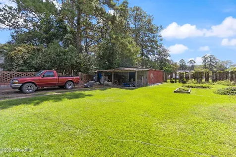 104 Trent Street Trenton NC 28585
