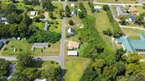 104 Trent Street Trenton NC 28585