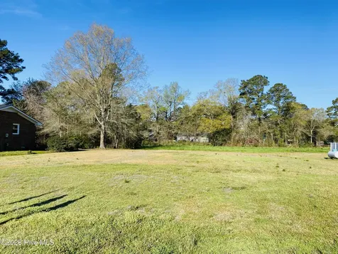 Lot 22 Near 91 N. Elmhurst Street Clarkton NC 28433