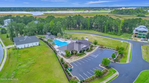 1624 Herons View Drive Wilmington NC 28401