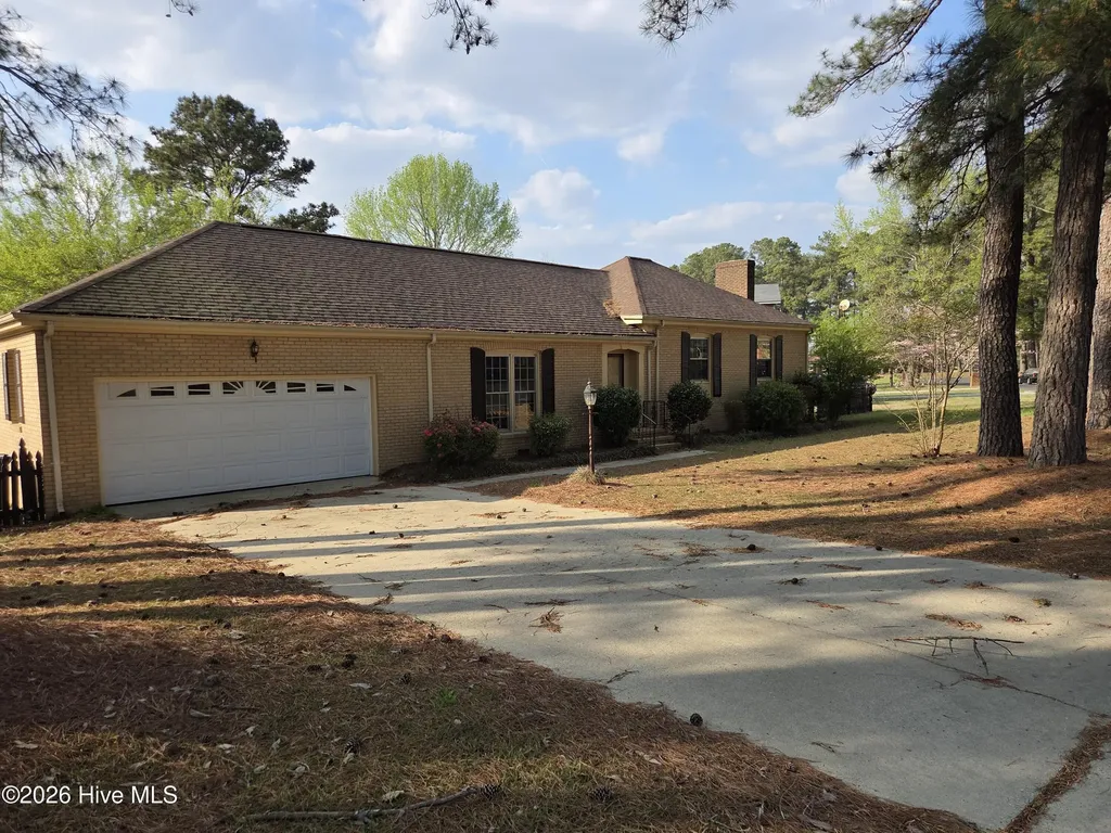 802 Eagle Road Kinston NC 28501