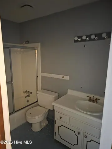 802 Eagle Road Kinston NC 28501