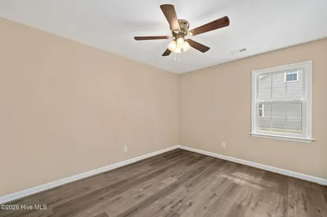 214 N Walnut Street Rose Hill NC 28458