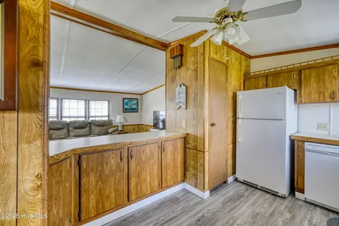 7060 7th Street Surf City NC 28445