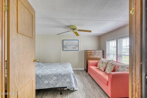 7060 7th Street Surf City NC 28445