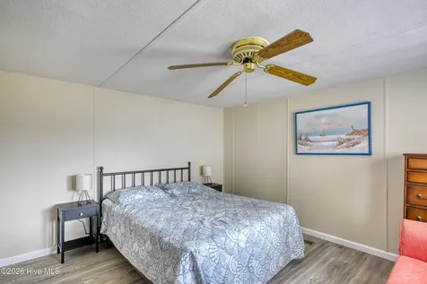 7060 7th Street Surf City NC 28445