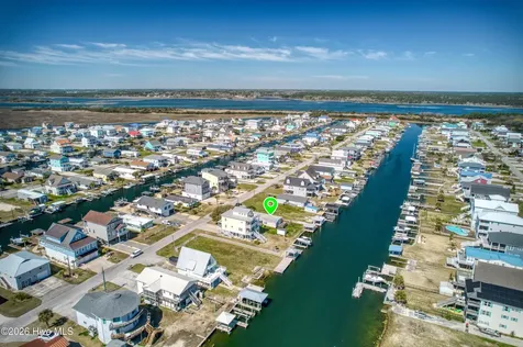 7060 7th Street Surf City NC 28445