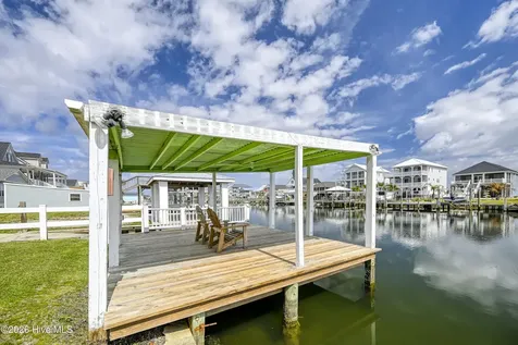 7060 7th Street Surf City NC 28445