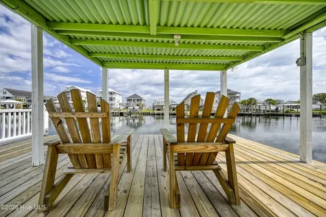 7060 7th Street Surf City NC 28445