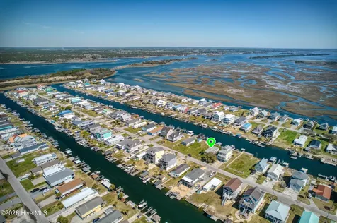 7060 7th Street Surf City NC 28445