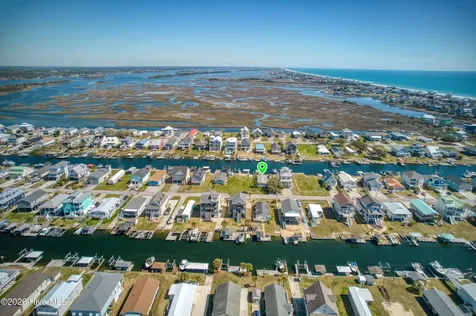 7060 7th Street Surf City NC 28445