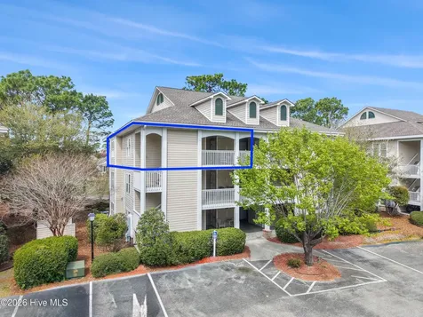 3350 Club Villas Drive Southport NC 28461