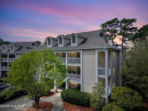 3350 Club Villas Drive Southport NC 28461