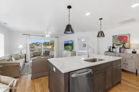3350 Club Villas Drive Southport NC 28461