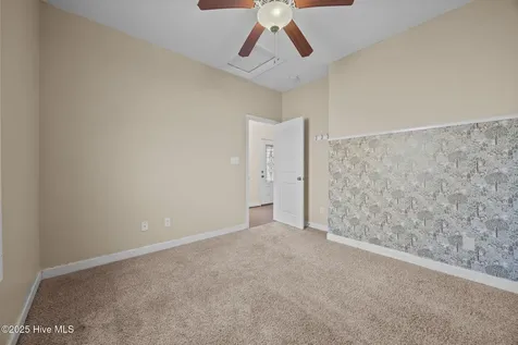 257 E Ivybridge Drive Hubert NC 28539