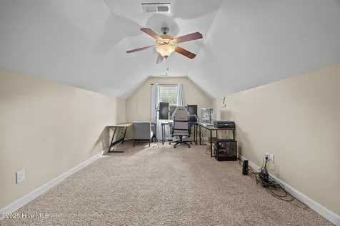 257 E Ivybridge Drive Hubert NC 28539