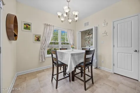 257 E Ivybridge Drive Hubert NC 28539