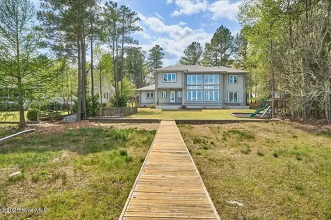 1035 Seagull Drive Vass NC 28394