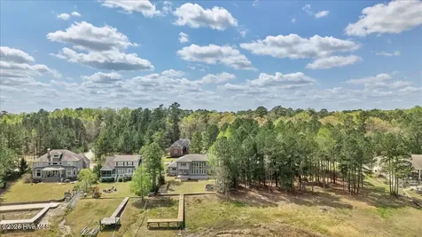1035 Seagull Drive Vass NC 28394