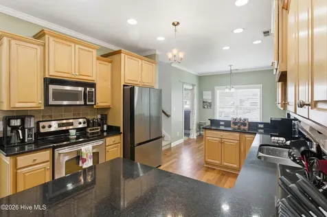 123 Mom Lane New Bern NC 28562