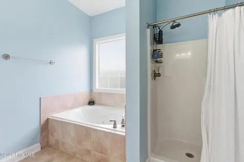 123 Mom Lane New Bern NC 28562