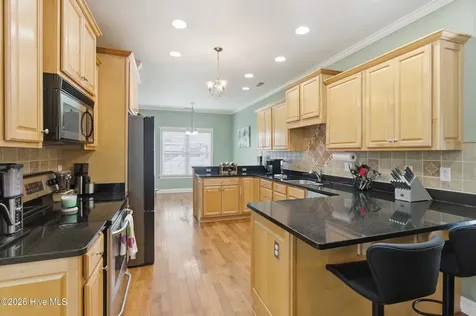 123 Mom Lane New Bern NC 28562