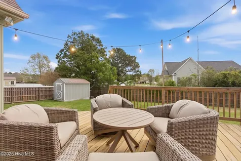 123 Mom Lane New Bern NC 28562