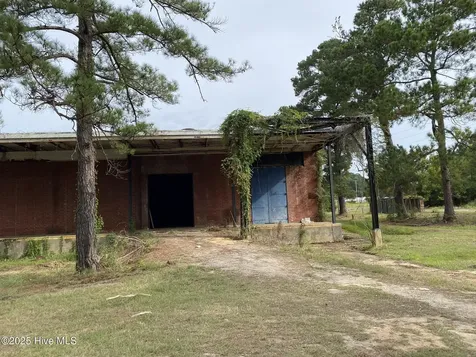 523 Flitter Hill Road Whiteville NC 28472