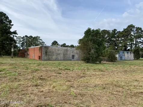 523 Flitter Hill Road Whiteville NC 28472