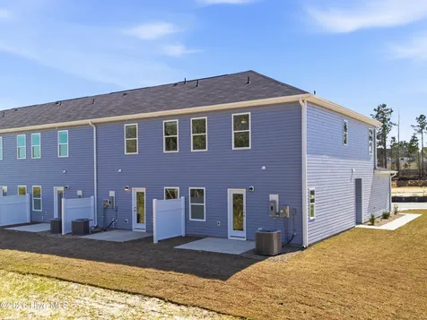 233 Senna Drive Holly Ridge NC 28445