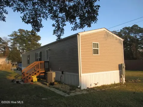 107 Paradise Lane Newport NC 28570