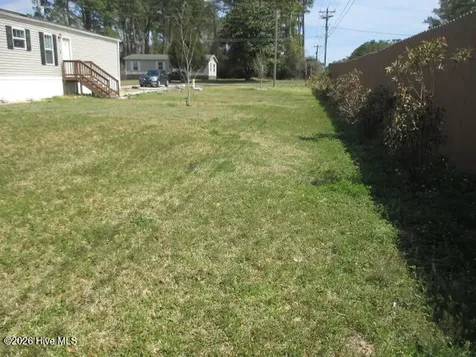 107 Paradise Lane Newport NC 28570