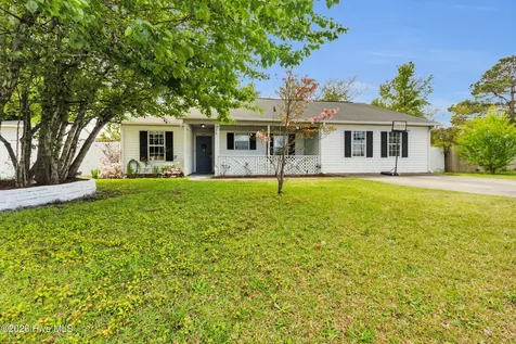 138 Leslie Lane Havelock NC 28532