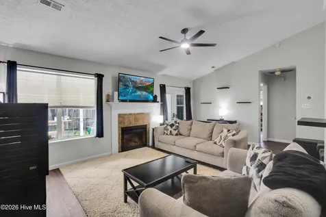 138 Leslie Lane Havelock NC 28532