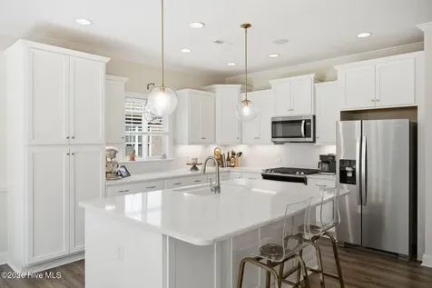 4233 Moorland Lane Wilmington NC 28409