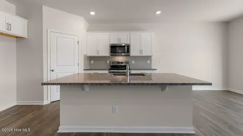1158 Aviator Lane Ayden NC 28513
