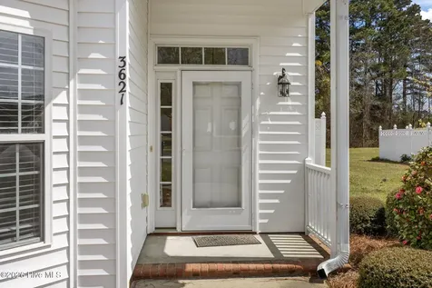 3621 Providence Place Winterville NC 28590