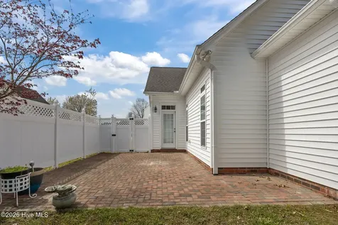3621 Providence Place Winterville NC 28590
