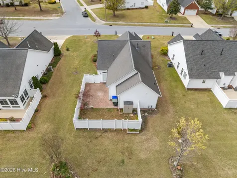 3621 Providence Place Winterville NC 28590