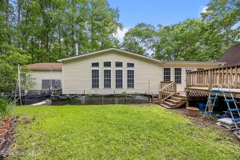 209 Old Ironsides Road Newport NC 28570