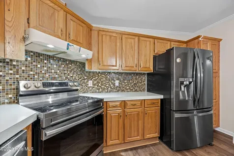 209 Old Ironsides Road Newport NC 28570