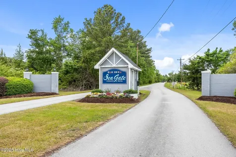 209 Old Ironsides Road Newport NC 28570