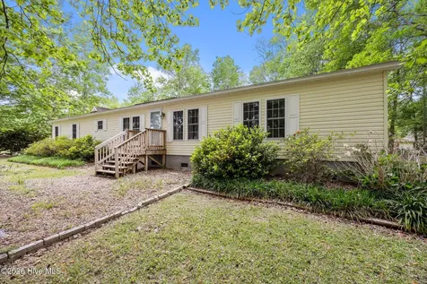 209 Old Ironsides Road Newport NC 28570