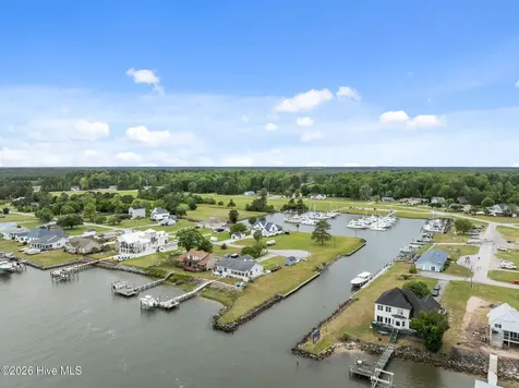 209 Old Ironsides Road Newport NC 28570
