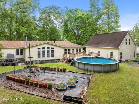 209 Old Ironsides Road Newport NC 28570