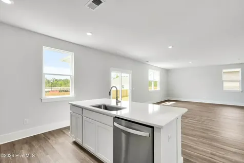 4321 Bright Blossom Way SE Bolivia NC 28422