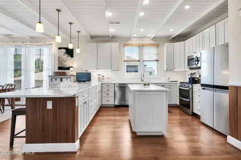 4 E Raleigh Street Wrightsville Beach NC 28480