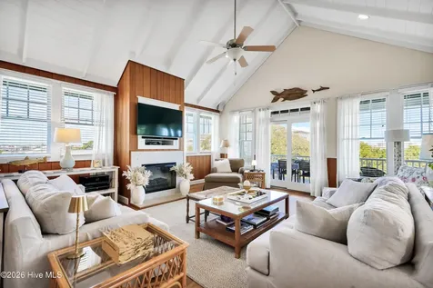 4 E Raleigh Street Wrightsville Beach NC 28480