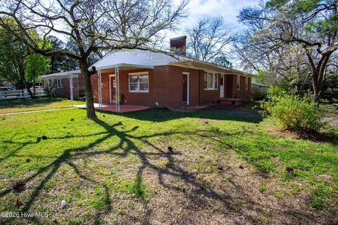 111 North Drive Chocowinity NC 27817