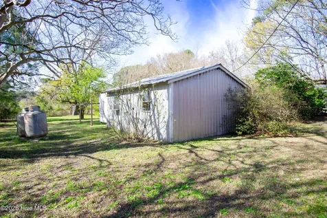 111 North Drive Chocowinity NC 27817